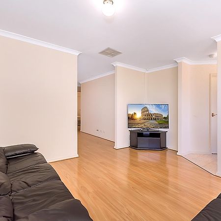City Heights Perth Extérieur photo