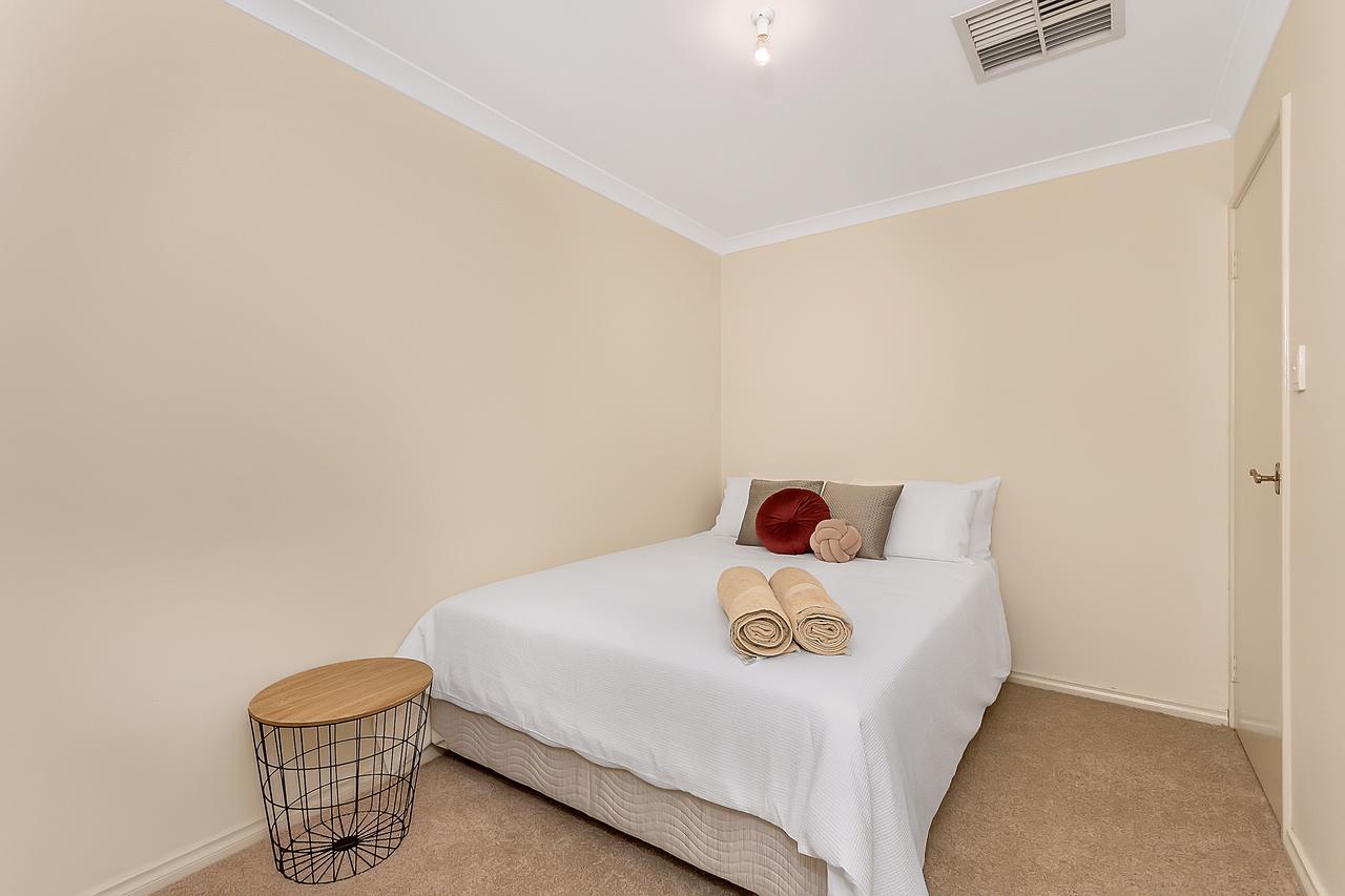 City Heights Perth Extérieur photo